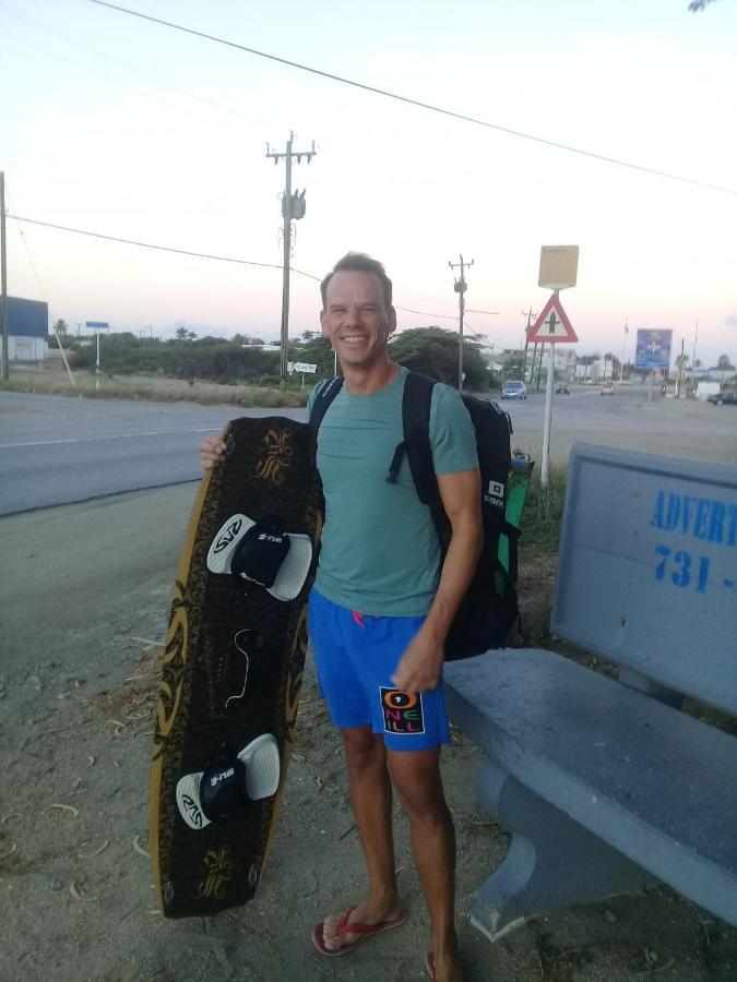 Aruba Backpackers Apartment Ораниестад Екстериор снимка